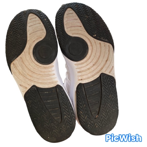 Jordan Max Aura - Picture 8 of 11